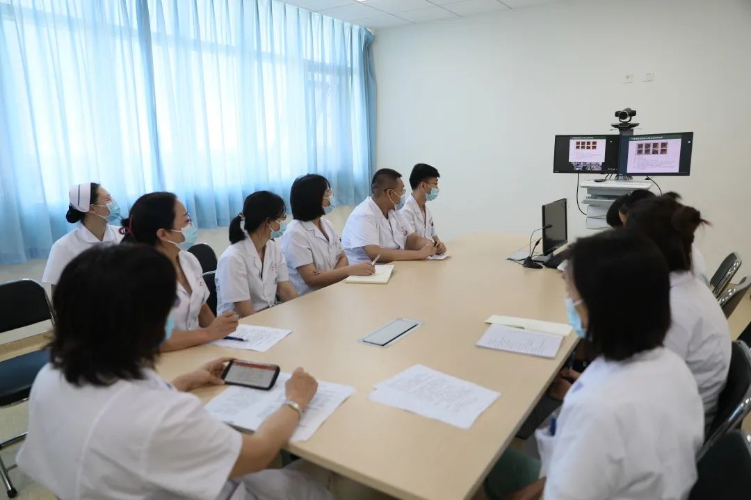 全省首家！中國醫(yī)科大學(xué)附屬第一醫(yī)院專家來“查房”，家門口享國內(nèi)優(yōu)質(zhì)醫(yī)療資源！(圖4)